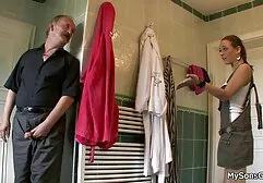 Massaggiatore avvitamento clienti skinny nel culo grassa sulla video casalinghi amatoriali italiani pagina