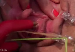 Ragazzo xxx coppie italiane lecca la vagina della madre con i vestiti ed entra nel